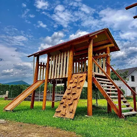 приват-котедж зарінок Gasthof Mykulytschyn