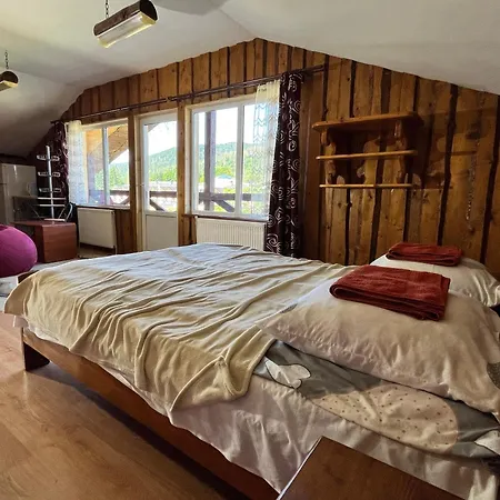 приват-котедж зарінок Konukevi *