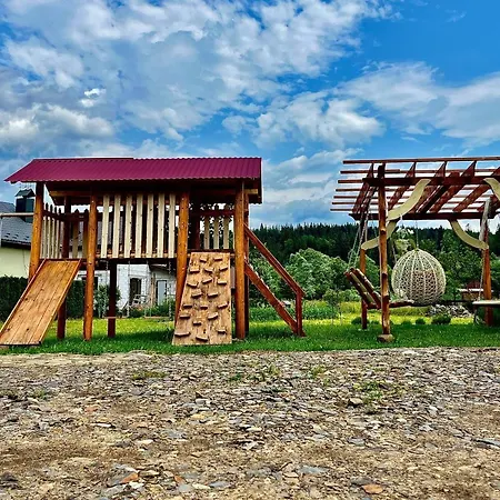 Pensión приват-котедж зарінок Mykulychyn