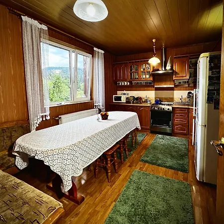 приват-котедж зарінок Pensión Mykulychyn